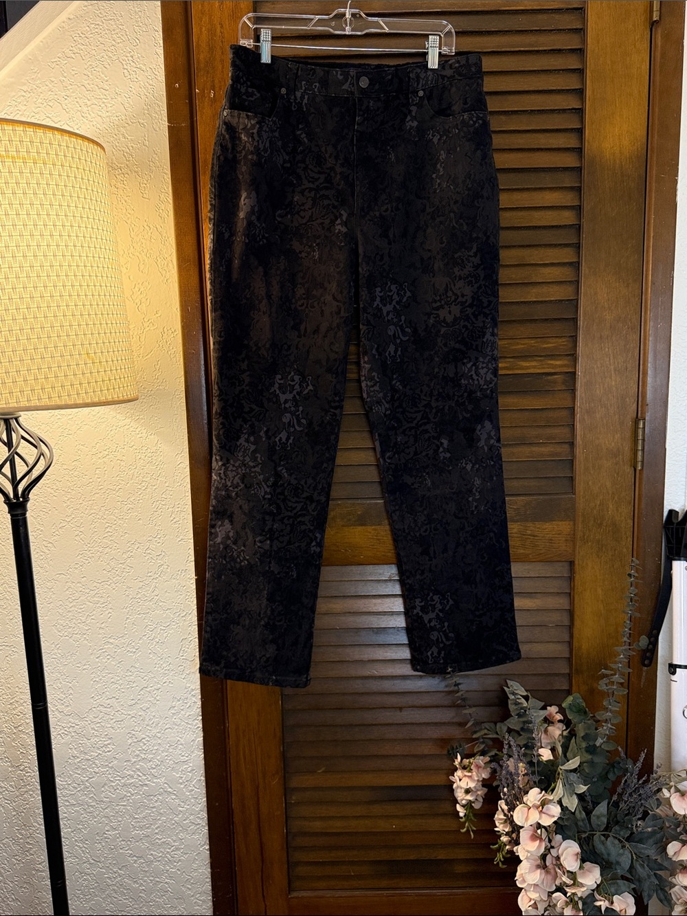 Gloria Vanderbilt Black Velvet Brocade Straight Ankle Pants